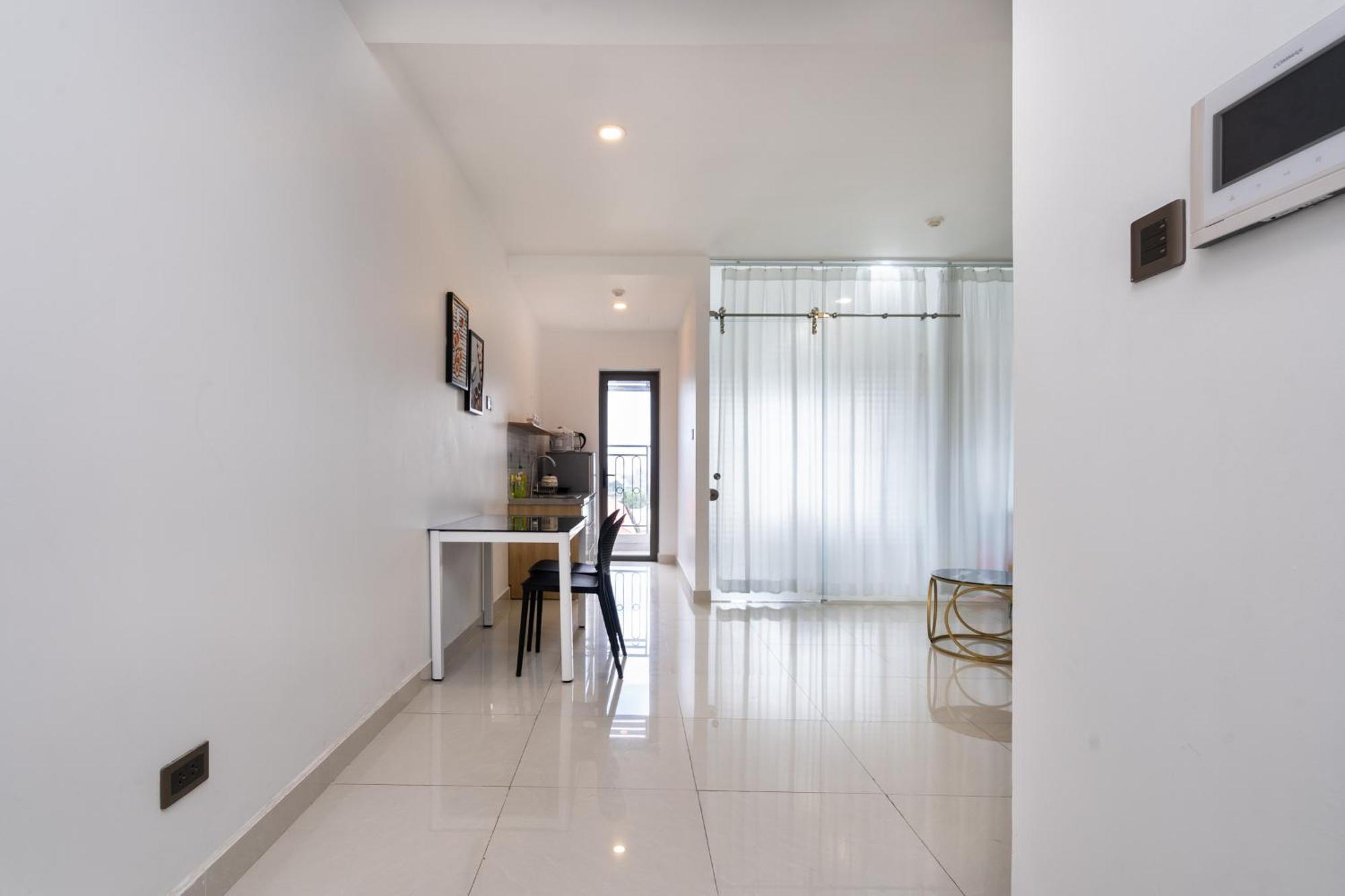 Saigon Royal - 1br Golden Light In D4 - Hana * TP. Hồ Chí Minh