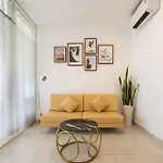 Saigon Royal - 1Br Golden Light In D4 - Hana Apart